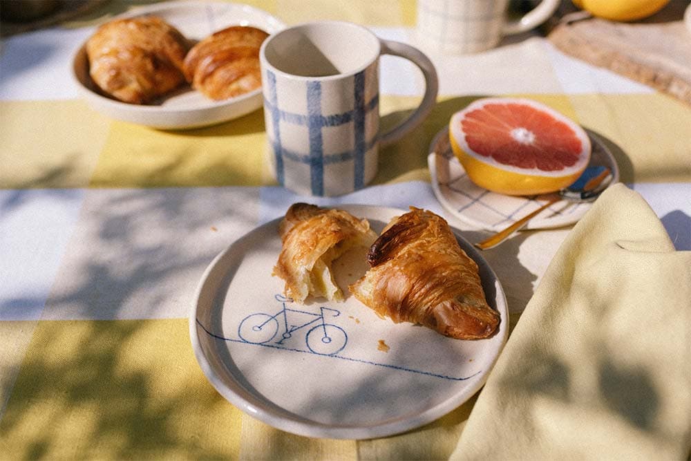5 housewarming gift ideas that are different from gifts forgotten in a cupboard